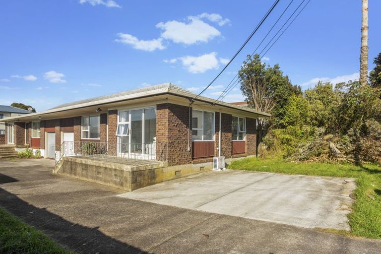 Photo of property in 69 Hepburn Road, Glendene, Auckland, 0602