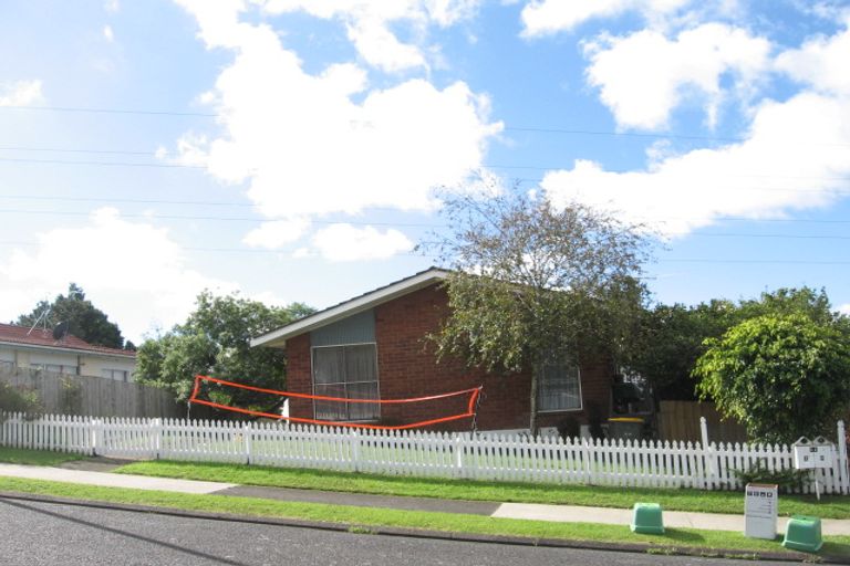 Photo of property in 2/11 Heron Place, Pakuranga Heights, Auckland, 2010