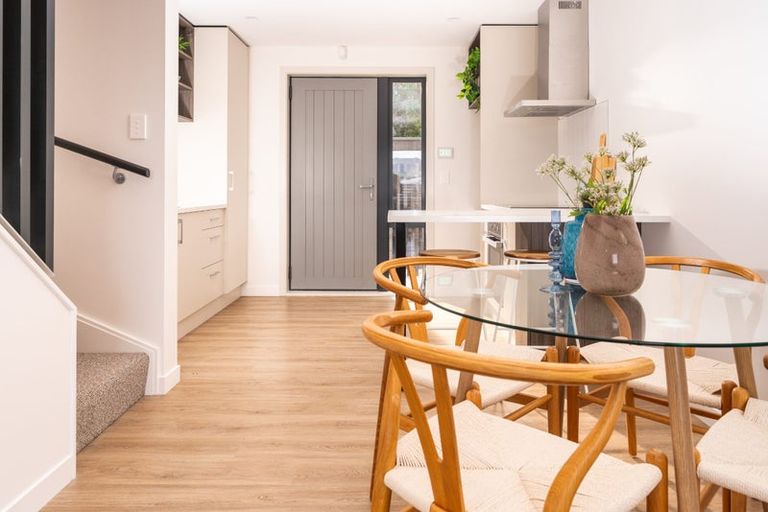 Photo of property in 32 Kaihuia Street, Northland, Wellington, 6012