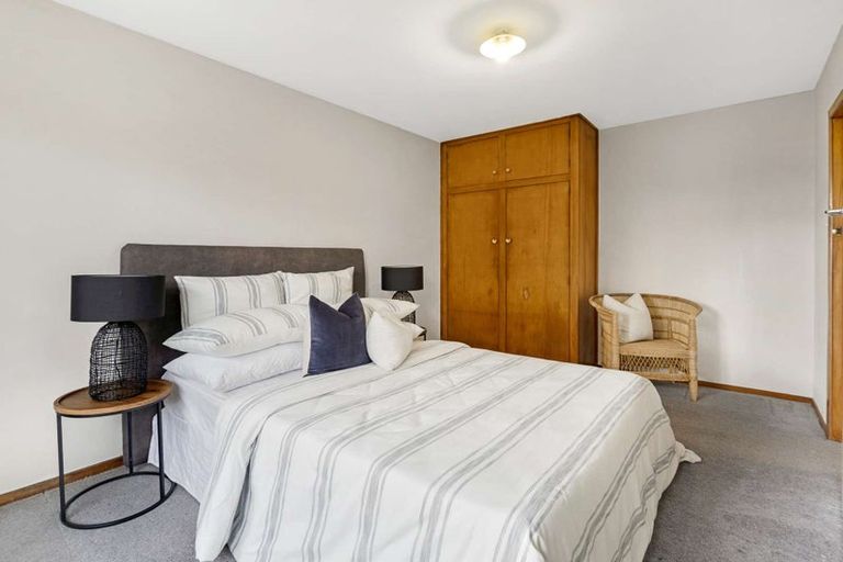 Photo of property in 2/43 Whitmore Street, Edgeware, Christchurch, 8013
