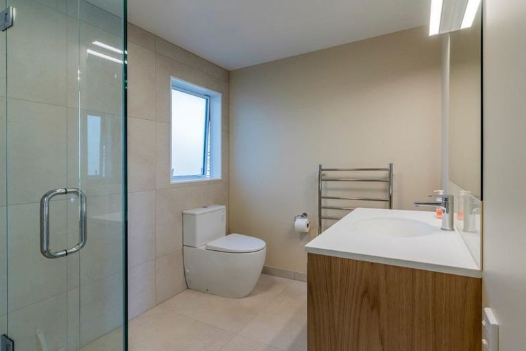 Photo of property in 5a Ngarara Road, Waikanae, 5036