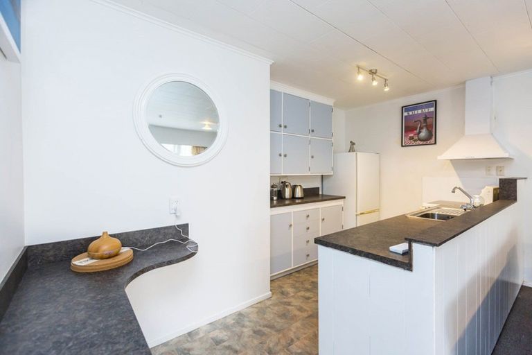 Photo of property in 528f2- Fergusson Drive, Trentham, Upper Hutt, 5018