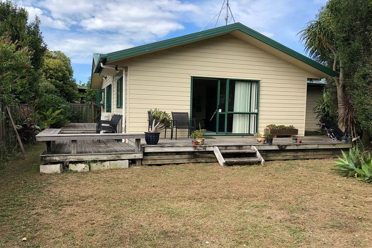 Photo of property in 2/22 Udall Place, Bucklands Beach, Auckland, 2014