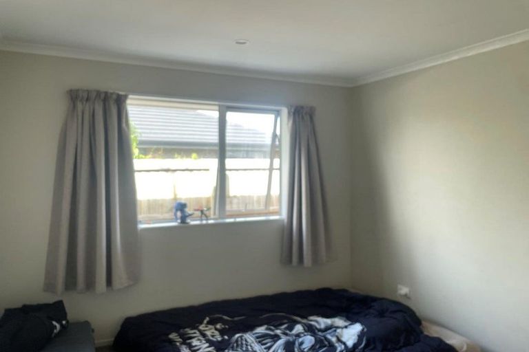 Photo of property in 24 Reuben Avenue, Rolleston, 7615