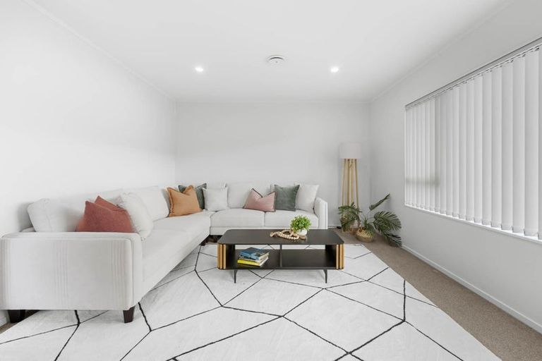 Photo of property in 2/126 Carruth Road, Papatoetoe, Auckland, 2025