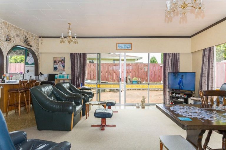 Photo of property in 117 Guy Street, Dannevirke, 4930