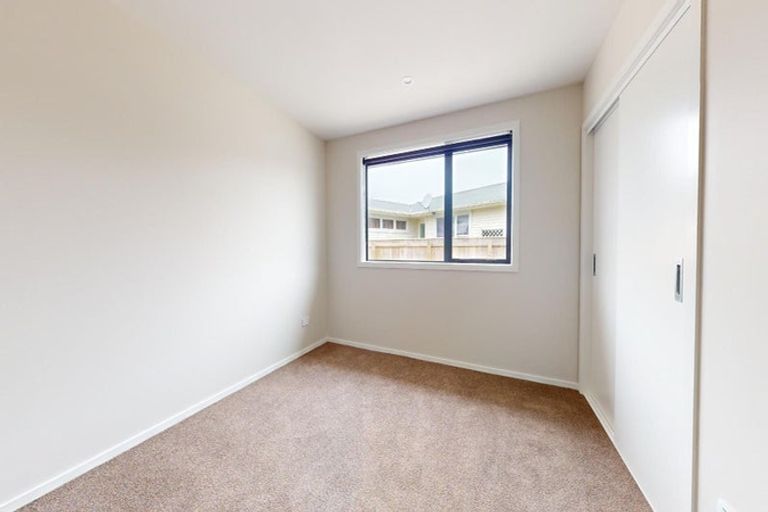 Photo of property in 2/68a Hedges Street, Sanson, 4817
