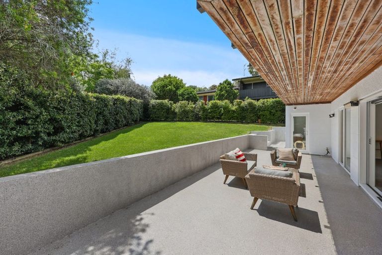 Photo of property in 16 Andrea Place, Sunnyhills, Auckland, 2010