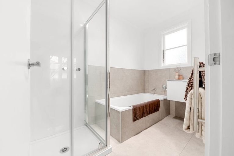 Photo of property in 56 Alfred Street, Fairfield, Hamilton, 3214