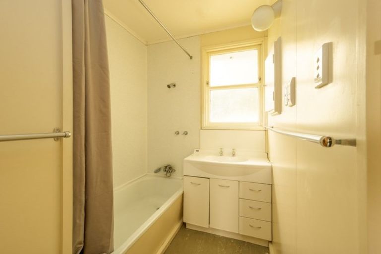 Photo of property in Maniototo Area School, 57 Bute Street, Ranfurly, 9332