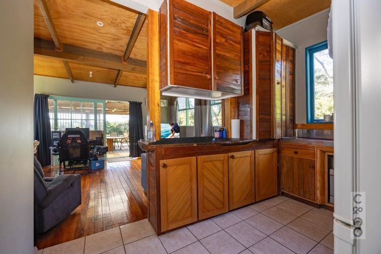 Photo of property in 35a Fork Road, Kumeu, 0891
