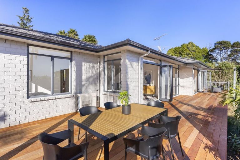 Photo of property in 11c Glendhu Road, Bayview, Auckland, 0629