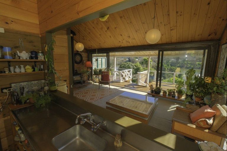 Photo of property in 23 Riverbank Road, Okoia, Whanganui, 4573