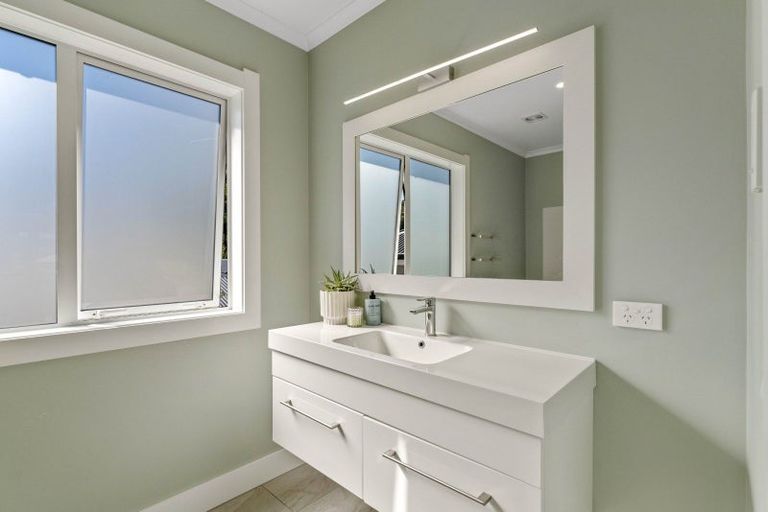 Photo of property in 1 Stevenson Way, Rangatira Park, Taupo, 3330