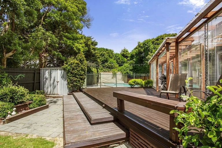 Photo of property in 33 Chester Road, Tawa, Wellington, 5028