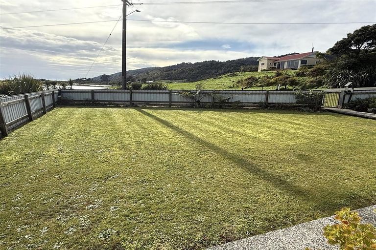 Photo of property in 16 Monro Street, Cobden, Greymouth, 7802