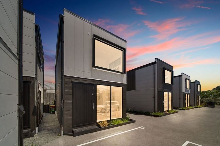 Photo of property in 9d Coates Road, Papatoetoe, Auckland, 2025