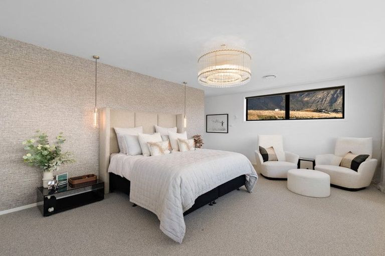 Photo of property in 60 Muster Road, Jacks Point, 9371