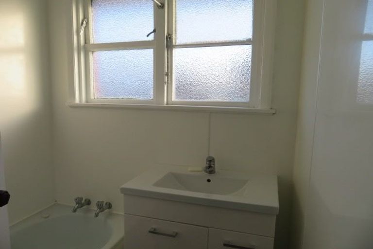 Photo of property in 36 Ngata Grove, Trentham, Upper Hutt, 5018