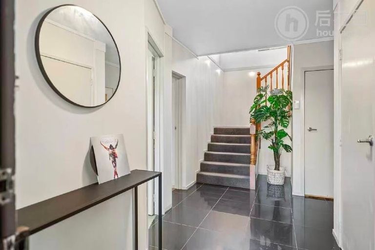 Photo of property in 44 Penzance Road, Mairangi Bay, Auckland, 0630