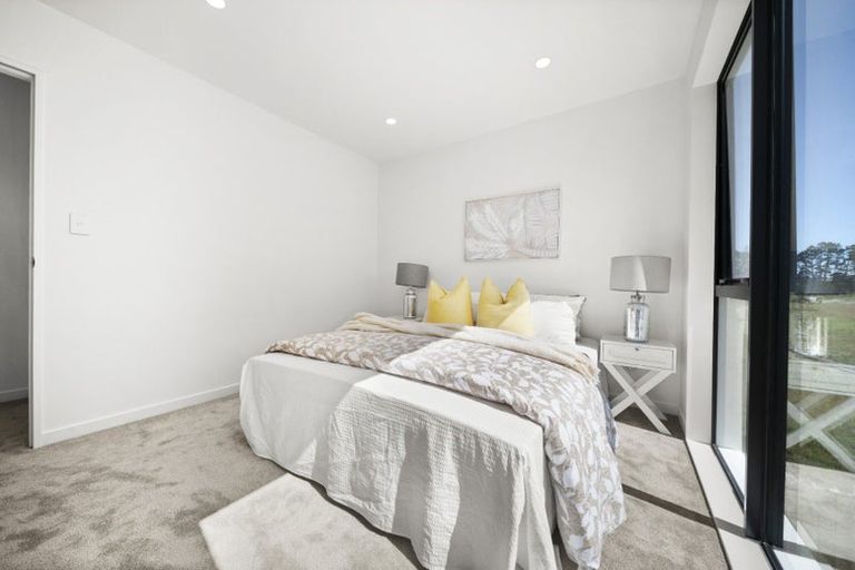 Photo of property in 165 Kerepi Street, Westgate, 0814