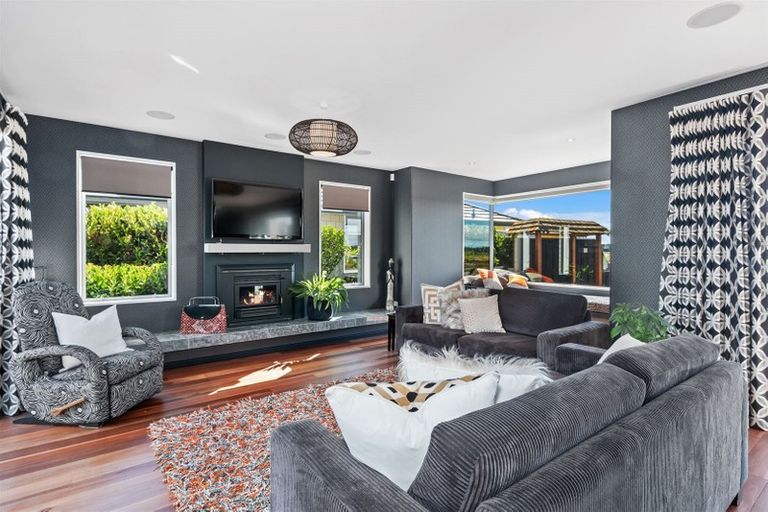 Photo of property in 14 Te Kohanga Drive, Pegasus, 7612