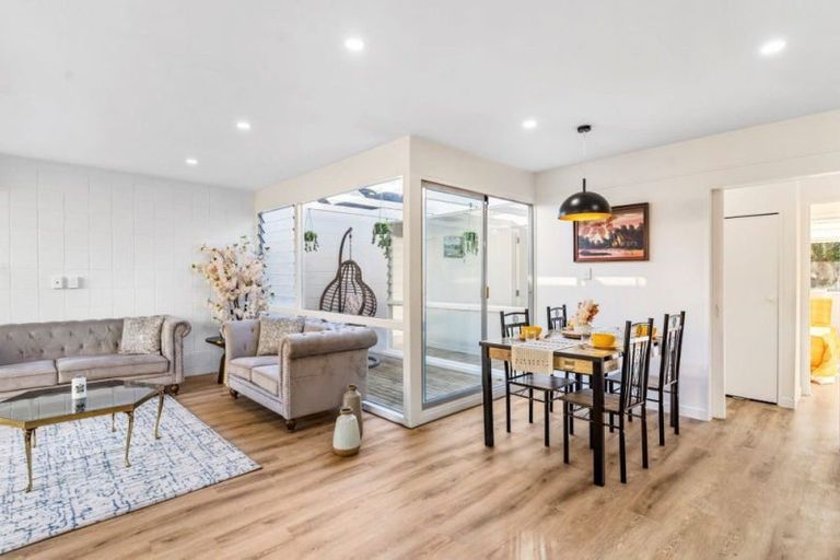 Photo of property in 1/8 Wilbur Place, Pakuranga Heights, Auckland, 2010