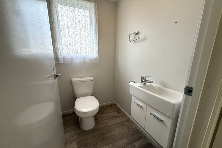 Photo of property in 41 Devon Street, Picton, 7220