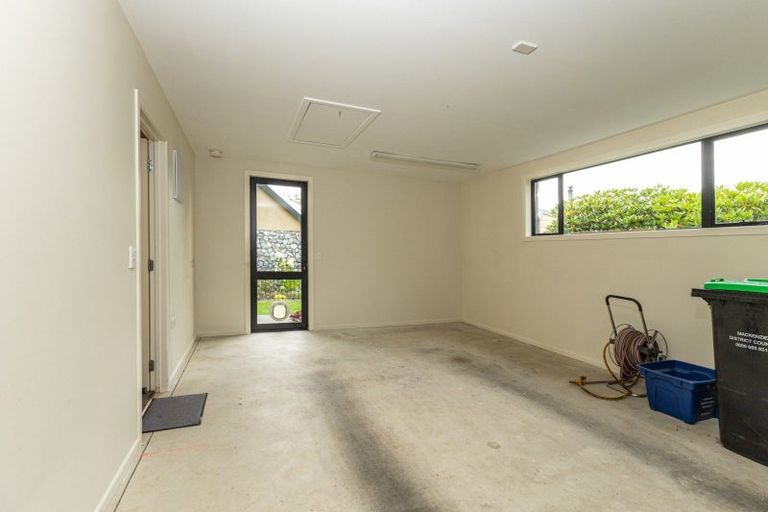 Photo of property in 6a Railway Place, Fairlie, 7925