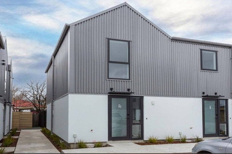Photo of property in 10/30 Frederick Street, Waltham, Christchurch, 8011
