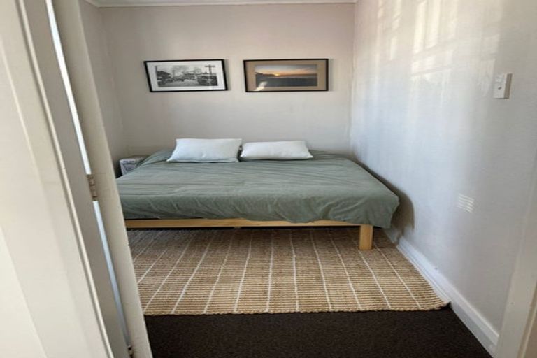 Photo of property in 1/1 Brooklyn Road, Mount Cook, Wellington, 6011