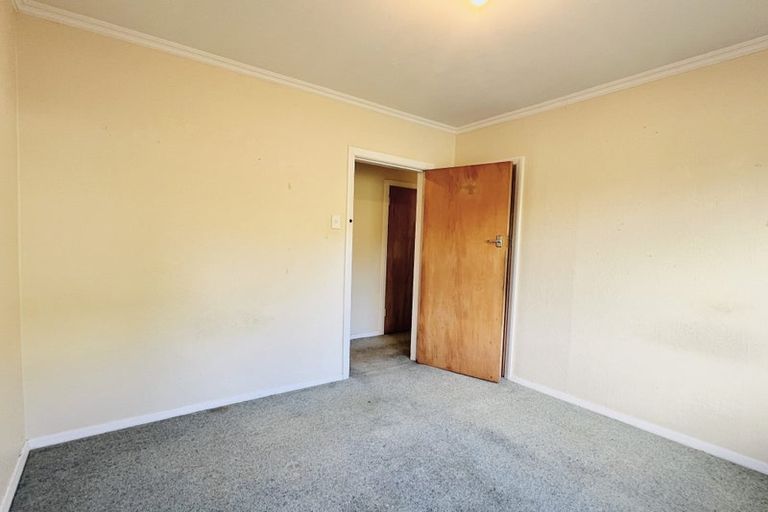 Photo of property in 50 Randwick Road, Northland, Wellington, 6012