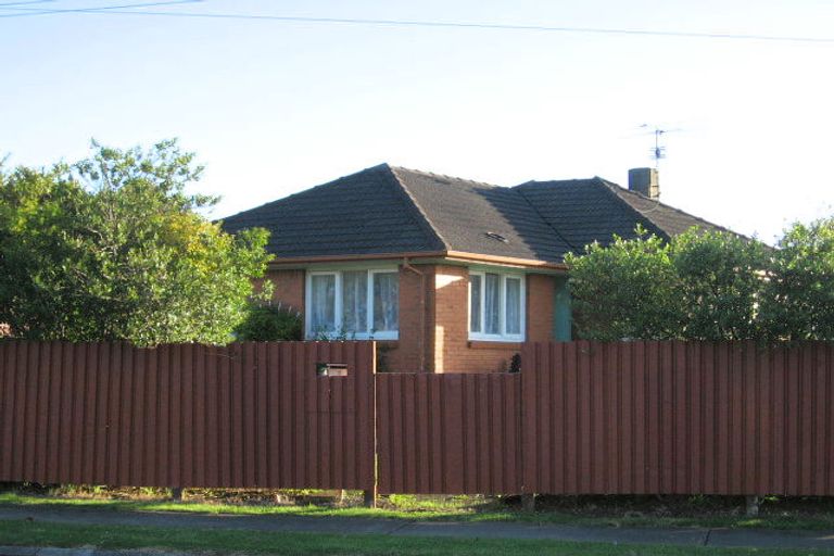 Photo of property in 1 Waimate Street, Otara, Auckland, 2023