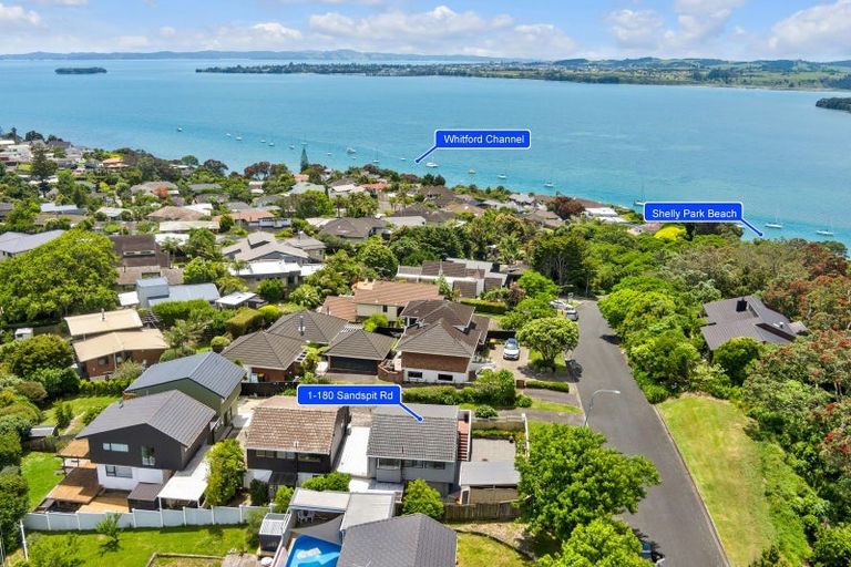 Photo of property in 1/180 Sandspit Road, Shelly Park, Auckland, 2014