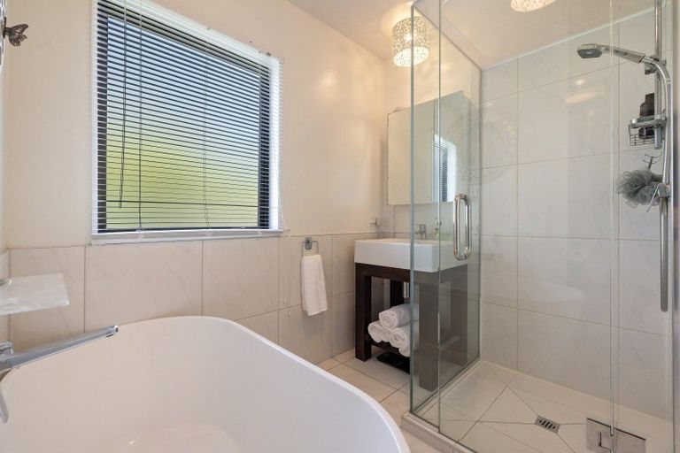 Photo of property in 8 Kawarau Place, Frankton, Queenstown, 9300