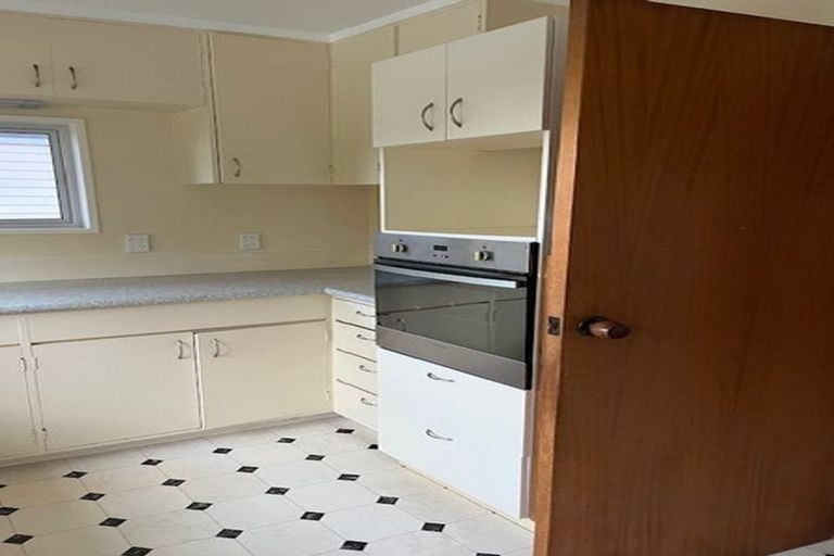 Photo of property in 141 Orangi Kaupapa Road, Northland, Wellington, 6012