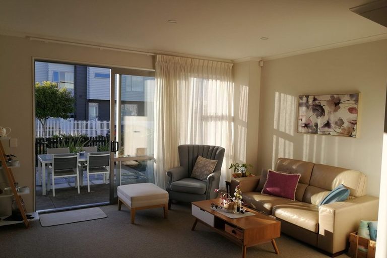 Photo of property in 25 Mollusc Road, Hobsonville, Auckland, 0616