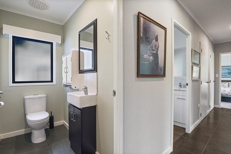 Photo of property in 1422 Manawahe Road, Manawahe, 3194