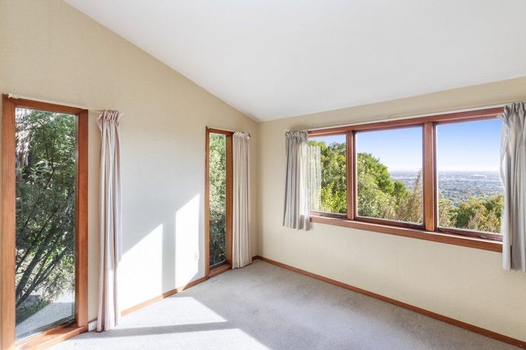 Photo of property in 139 Kidson Terrace, Cashmere, Christchurch, 8022