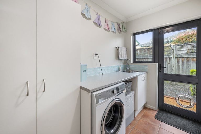 Photo of property in 35 Elmbridge Place, Owhata, Rotorua, 3010