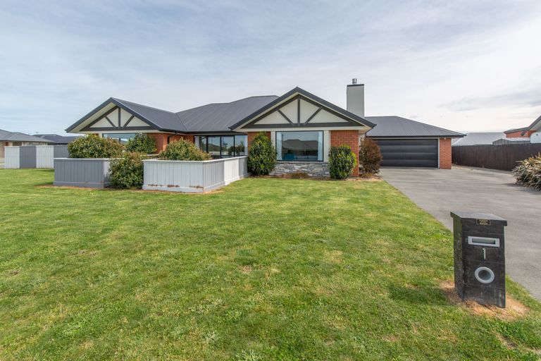 Photo of property in 1 Quartz Drive, Rolleston, 7614