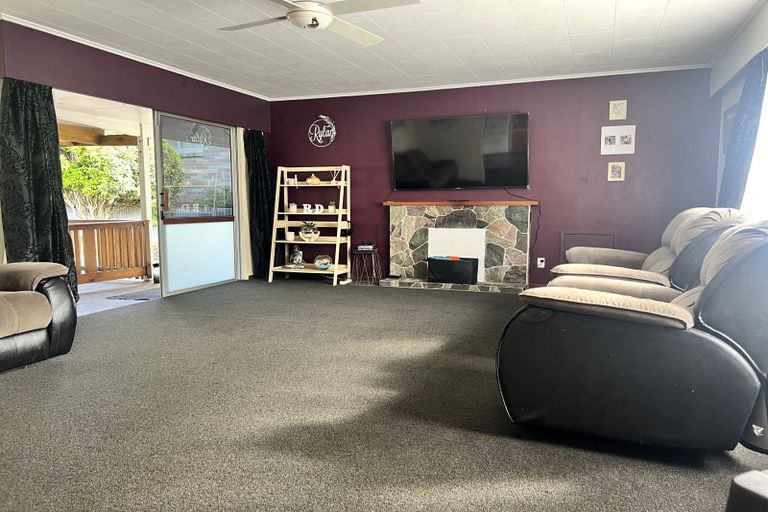 Photo of property in 24 Guy Street, Dannevirke, 4930