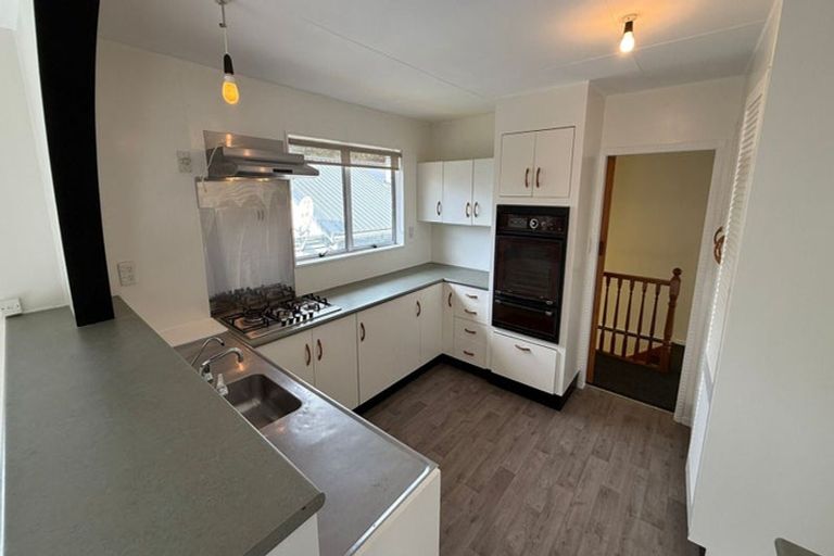 Photo of property in 12 Aubrey Street, New Plymouth, 4310