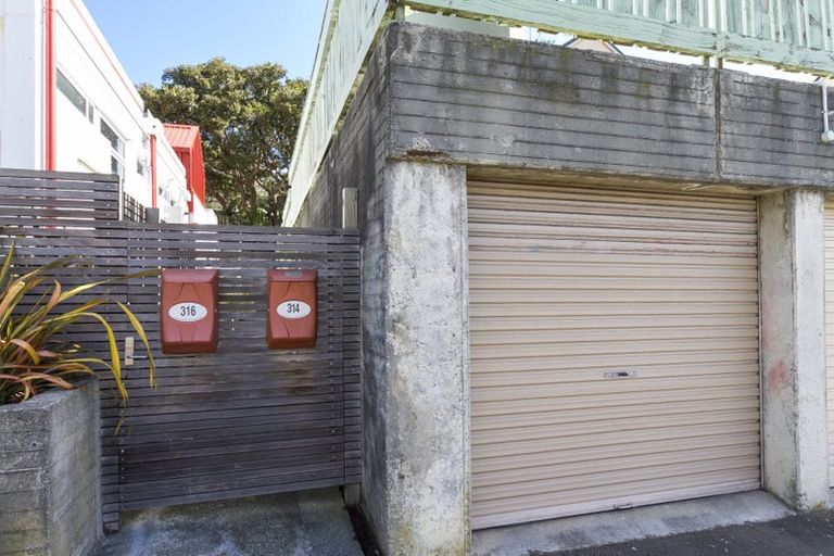 Photo of property in 316 Mansfield Street, Newtown, Wellington, 6021