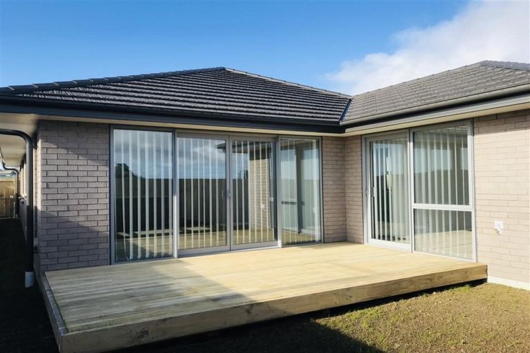 Photo of property in 8 Rainsford Road, Pukekohe, 2120