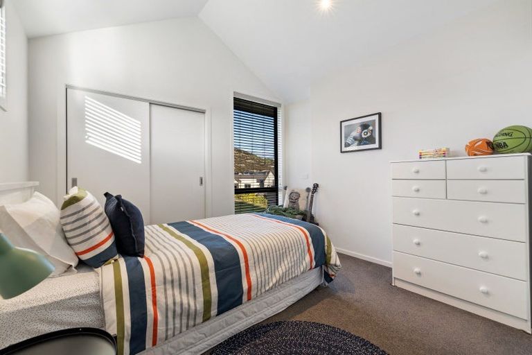 Photo of property in 6 Learning Rock Lane, Wanaka, 9305