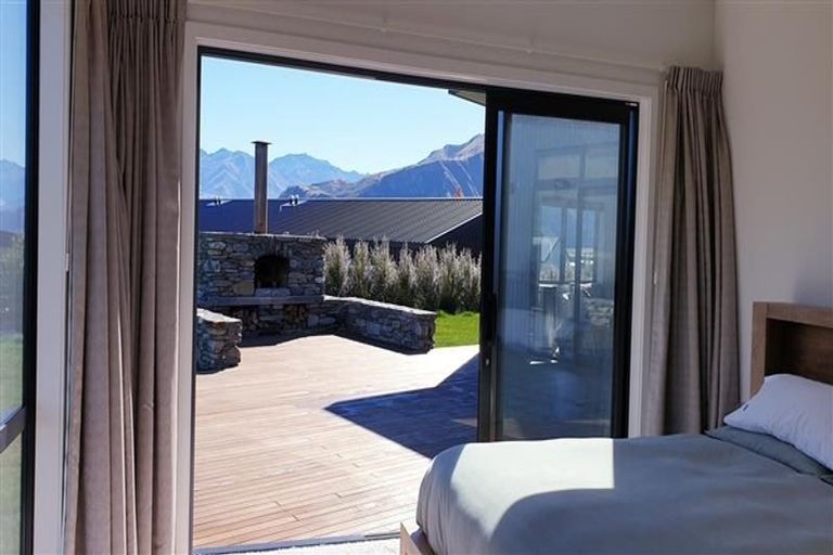 Photo of property in 6 Clutha Place, Wanaka, 9305