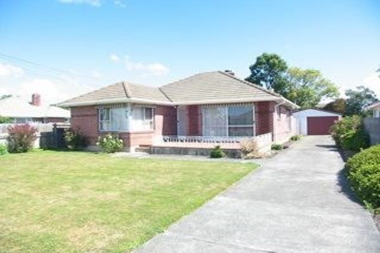 Photo of property in 8 Whitehall Street, Mairehau, Christchurch, 8013