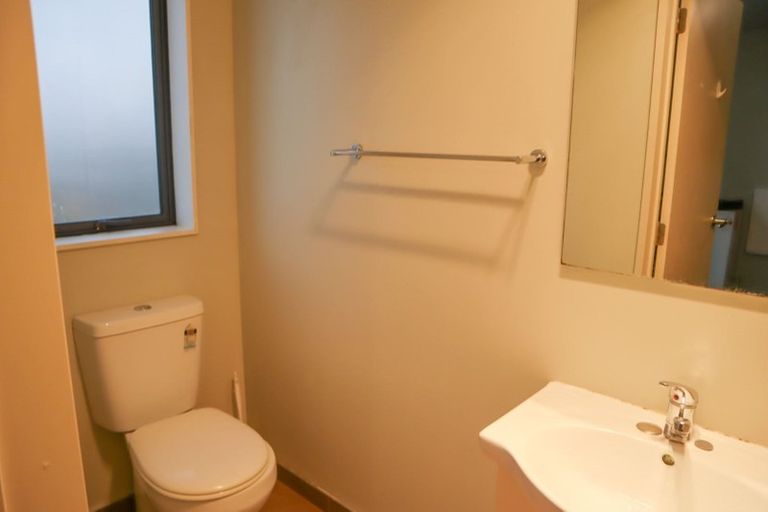 Photo of property in 158 Peverel Street, Riccarton, Christchurch, 8041