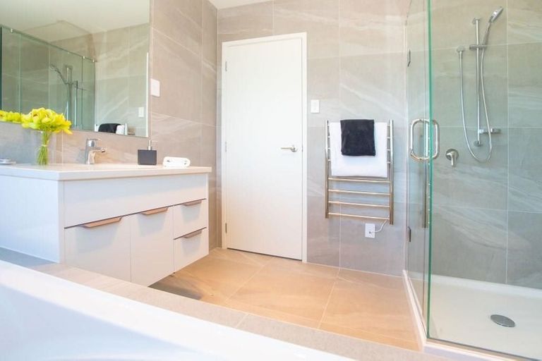 Photo of property in 78 Godfrey Drive, Orewa, 0931